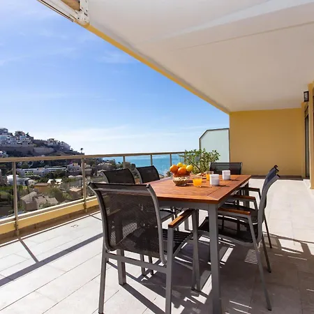 Sea View Terrace Apartament *